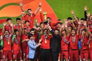 上港足球爆料新闻最新视频,揭秘球队备战新赛季幕后故事  第1张