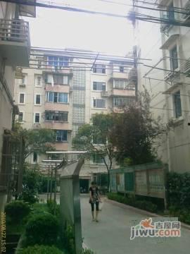 吉碳小区爆料视频,揭秘小区内幕，引发热议  第2张